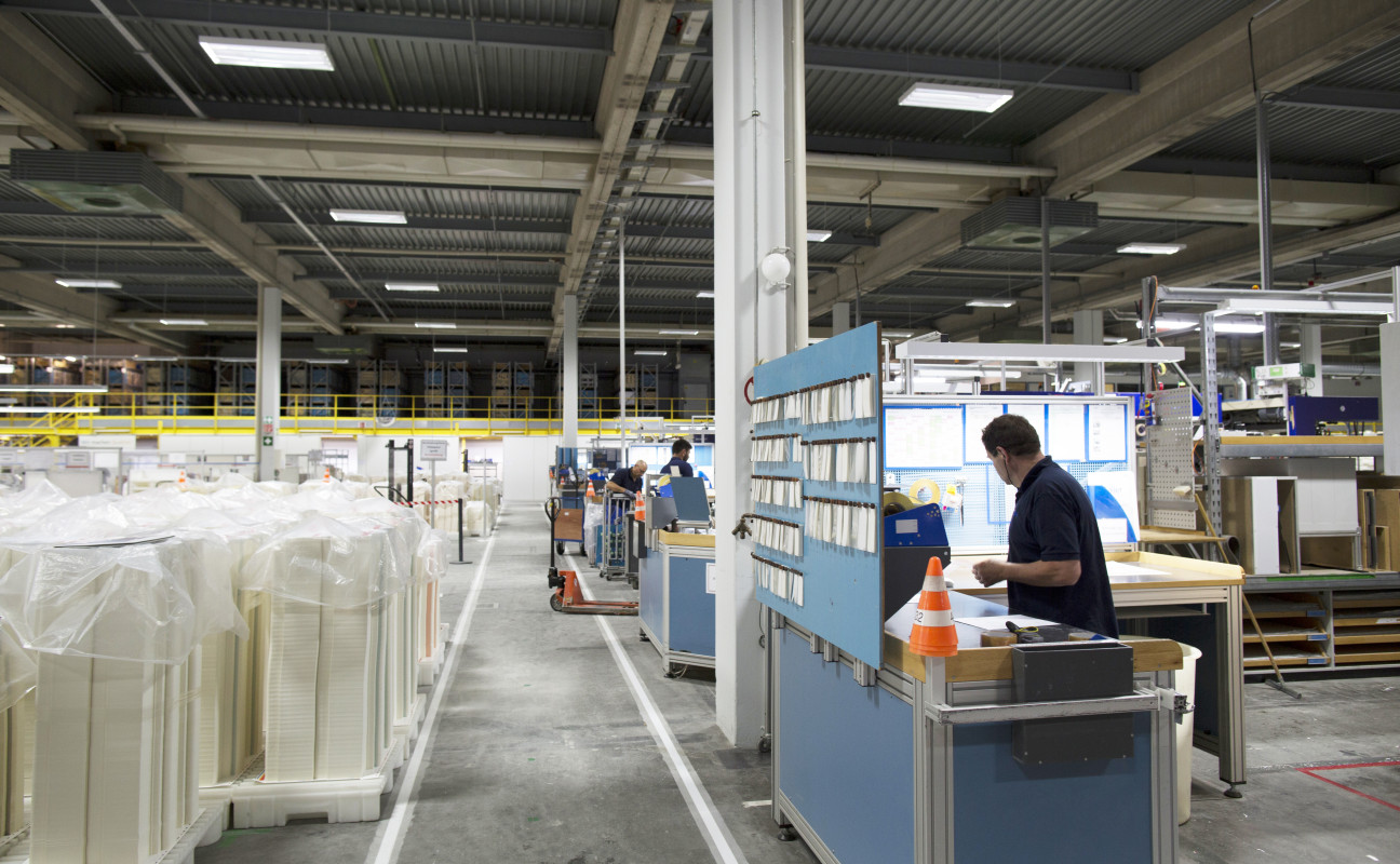 VKS Estampaciones Metálicas · Estampación Metálica para Fabricación Industrial de Piezas a Medida en Barberà del Vallès